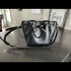 Michael Kors Blakely Bucket Bag
